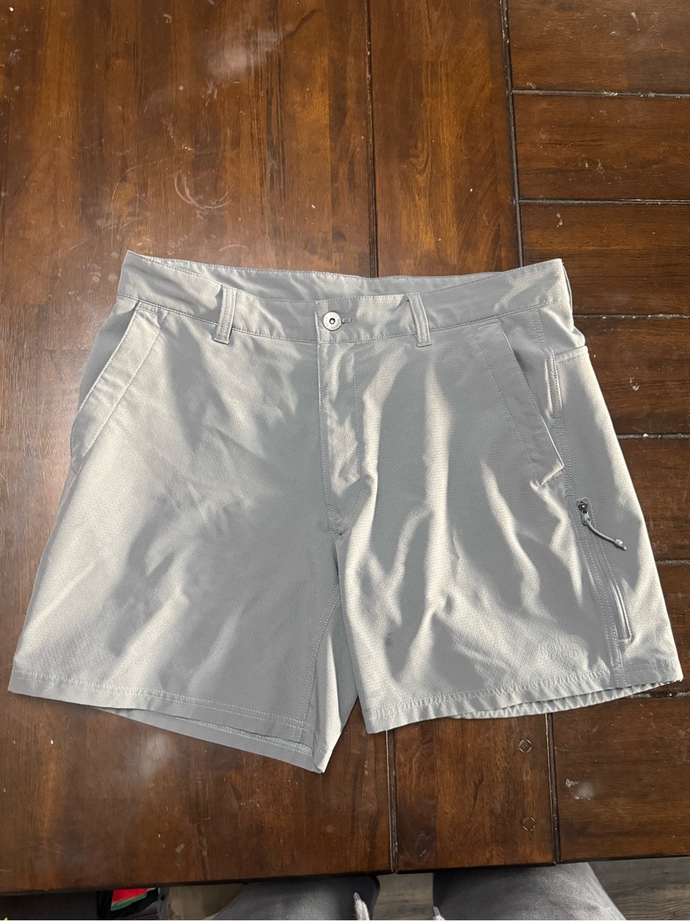 The North Face Light Gray Men’s Outdoor Shorts Size 34
